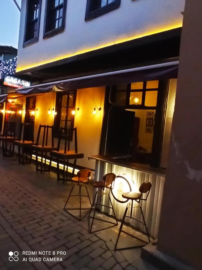 Gagarin Pub & Hotel Αττάλεια Εξωτερικό φωτογραφία