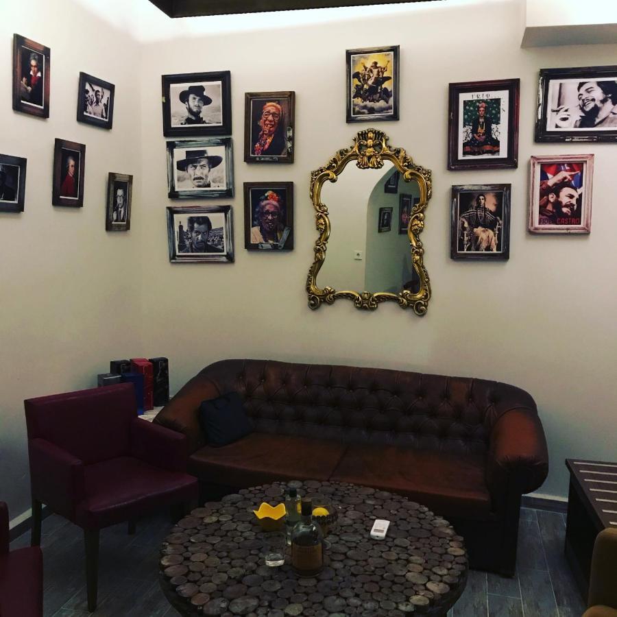 Gagarin Pub & Hotel Αττάλεια Εξωτερικό φωτογραφία