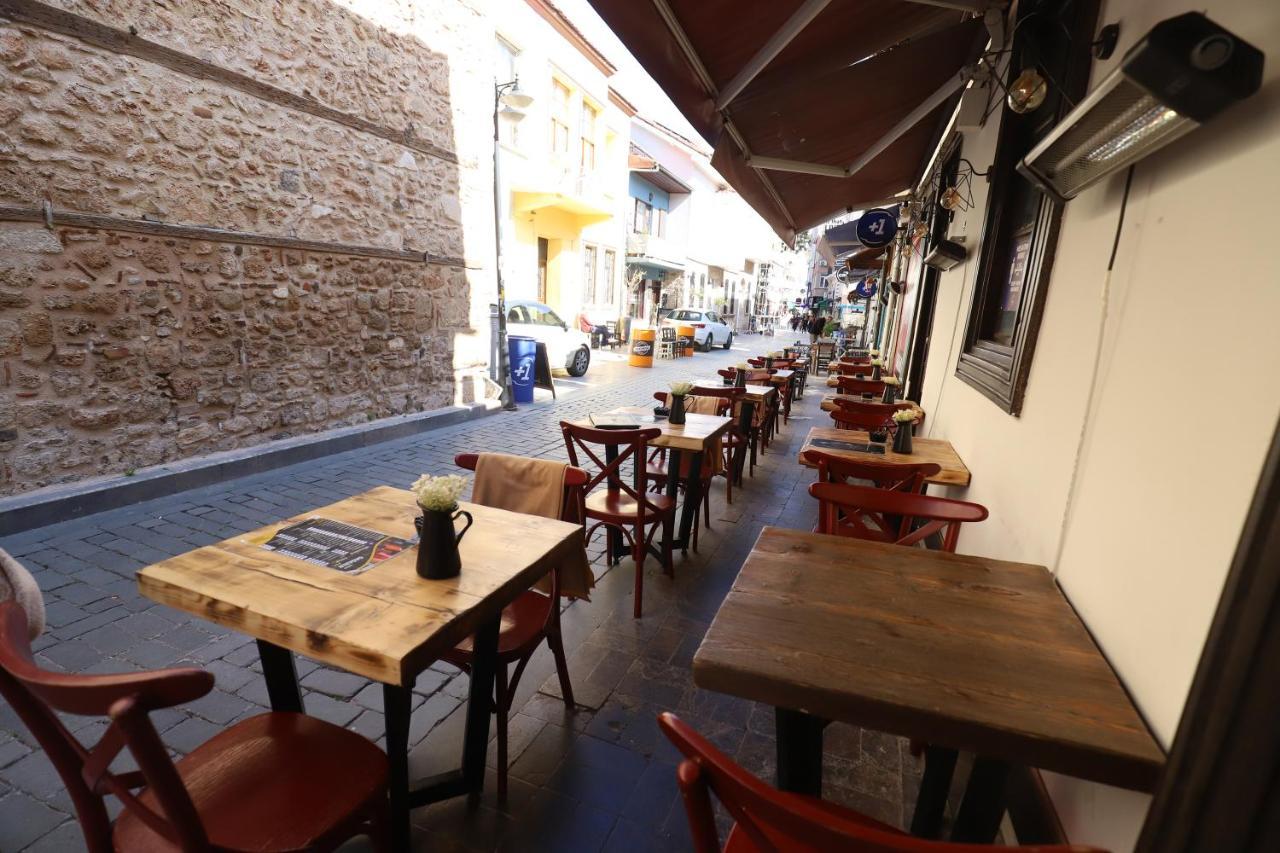 Gagarin Pub & Hotel Αττάλεια Εξωτερικό φωτογραφία